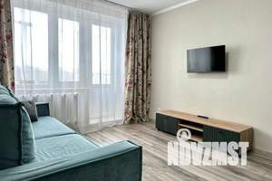 1-к квартира, посуточно, 42м2, 7/14 этаж