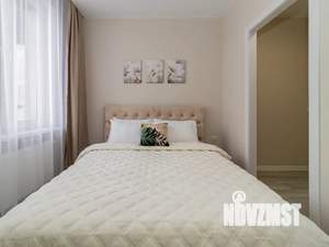 1-к квартира, посуточно, 40м2, 12/25 этаж