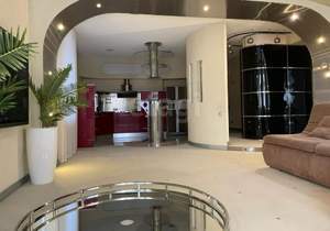3-к квартира, на длительный срок, 119м2, 5/5 этаж