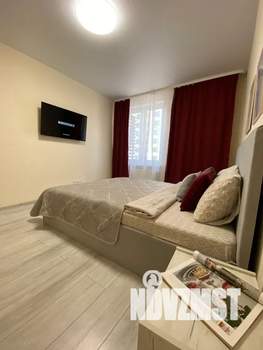 1-к квартира, посуточно, 42м2, 4/10 этаж