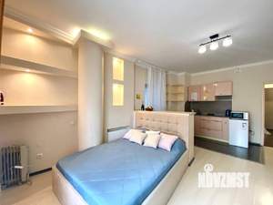 Студия квартира, посуточно, 35м2, 3/3 этаж