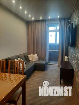 1-к квартира, посуточно, 42м2, 6/9 этаж