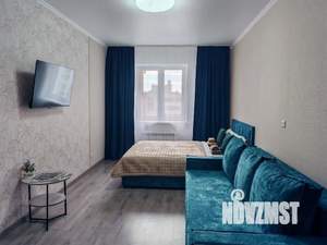 1-к квартира, посуточно, 40м2, 9/16 этаж