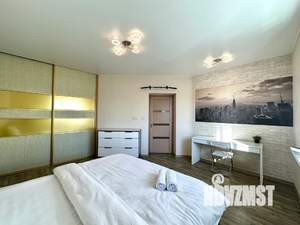 3-к квартира, посуточно, 90м2, 2/12 этаж