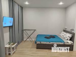 Студия квартира, посуточно, 25м2, 20/24 этаж