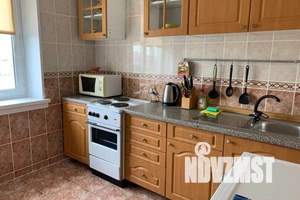 1-к квартира, посуточно, 37м2, 9/9 этаж