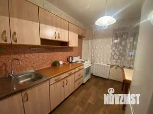 1-к квартира, посуточно, 35м2, 4/10 этаж