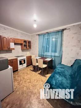 1-к квартира, посуточно, 37м2, 16/22 этаж