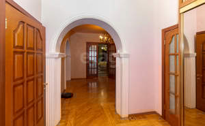 3-к квартира, на длительный срок, 148м2, 4/5 этаж