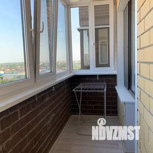 Студия квартира, посуточно, 31м2, 17/19 этаж