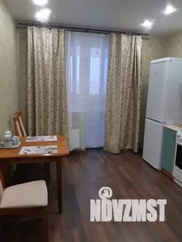 1-к квартира, посуточно, 40м2, 5/19 этаж