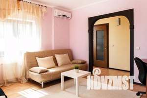 2-к квартира, посуточно, 50м2, 1/1 этаж