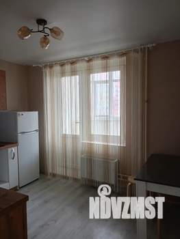 1-к квартира, посуточно, 40м2, 4/14 этаж