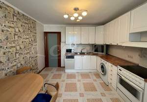 3-к квартира, на длительный срок, 93м2, 6/10 этаж