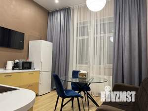 1-к квартира, посуточно, 50м2, 23/25 этаж