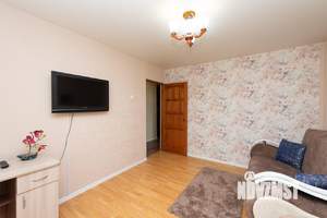 2-к квартира, посуточно, 60м2, 1/1 этаж