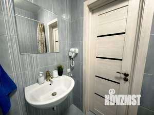 1-к квартира, посуточно, 36м2, 9/16 этаж