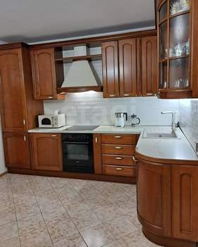 4-к квартира, на длительный срок, 140м2, 9/9 этаж