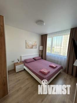 1-к квартира, посуточно, 35м2, 14/24 этаж