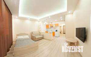 Студия квартира, посуточно, 40м2, 7/20 этаж
