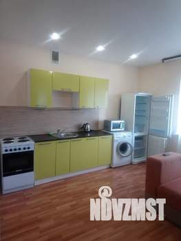 Студия квартира, посуточно, 42м2, 12/15 этаж