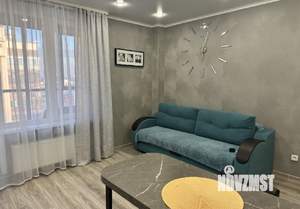 Студия квартира, на длительный срок, 27м2, 17/18 этаж