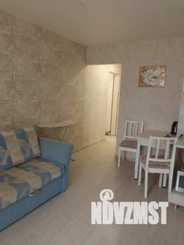 Студия квартира, посуточно, 38м2, 13/20 этаж