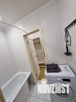 Студия квартира, посуточно, 16м2, 1/16 этаж