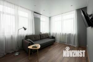 1-к квартира, посуточно, 40м2, 1/1 этаж