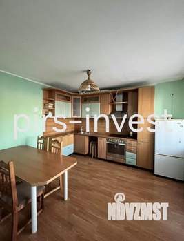 3-к квартира, на длительный срок, 100м2, 10/10 этаж