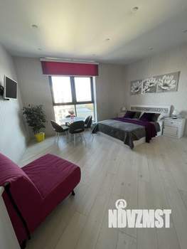 Студия квартира, посуточно, 39м2, 18/19 этаж