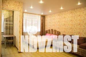 1-к квартира, посуточно, 10м2, 2/5 этаж