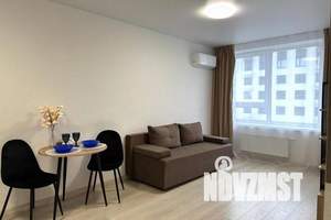 1-к квартира, посуточно, 37м2, 8/25 этаж