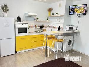 Студия квартира, посуточно, 40м2, 3/19 этаж