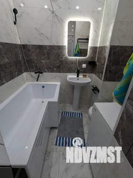 Студия квартира, посуточно, 34м2, 7/12 этаж