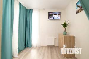 Студия квартира, посуточно, 38м2, 12/17 этаж