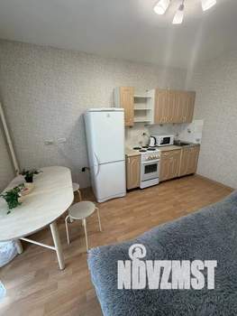 1-к квартира, посуточно, 36м2, 9/16 этаж