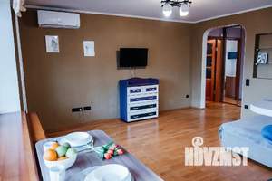 2-к квартира, посуточно, 60м2, 3/9 этаж