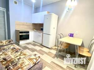 2-к квартира, посуточно, 41м2, 10/18 этаж