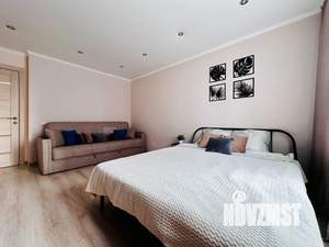 1-к квартира, посуточно, 40м2, 9/18 этаж