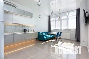 2-к квартира, посуточно, 64м2, 1/25 этаж