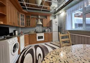 3-к квартира, на длительный срок, 124м2, 1/9 этаж