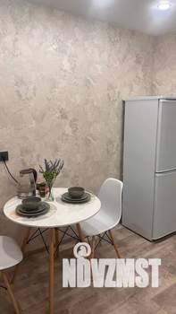 2-к квартира, посуточно, 50м2, 1/9 этаж