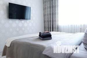 2-к квартира, посуточно, 56м2, 13/19 этаж