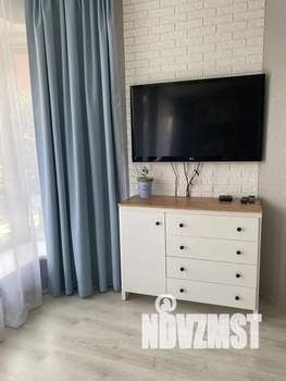 Студия квартира, посуточно, 35м2, 3/23 этаж