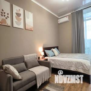 Студия квартира, посуточно, 28м2, 7/19 этаж