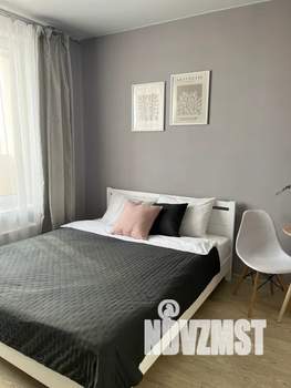 Студия квартира, посуточно, 30м2, 11/20 этаж