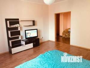 1-к квартира, посуточно, 40м2, 9/10 этаж