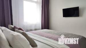 2-к квартира, посуточно, 54м2, 3/25 этаж