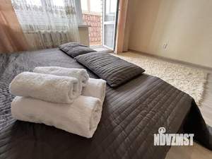 1-к квартира, посуточно, 60м2, 1/1 этаж